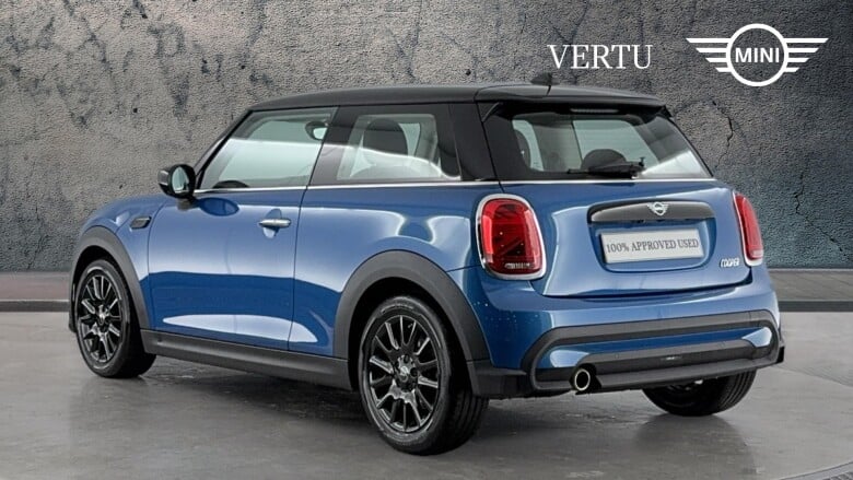 MINI Hatchback 1.5 Cooper Classic 3dr Auto Petrol Hatchback